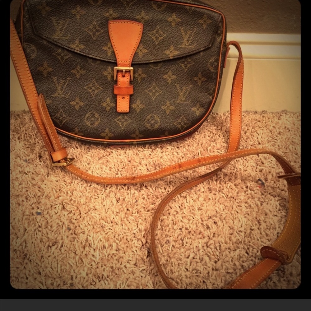 Authentic Louis Vuitton Jeune Fille MM crossbody